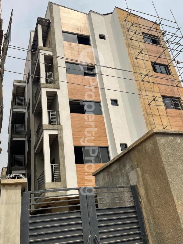 3 bedroom Flat / Apartment for sale Sabo Yaba Lagos