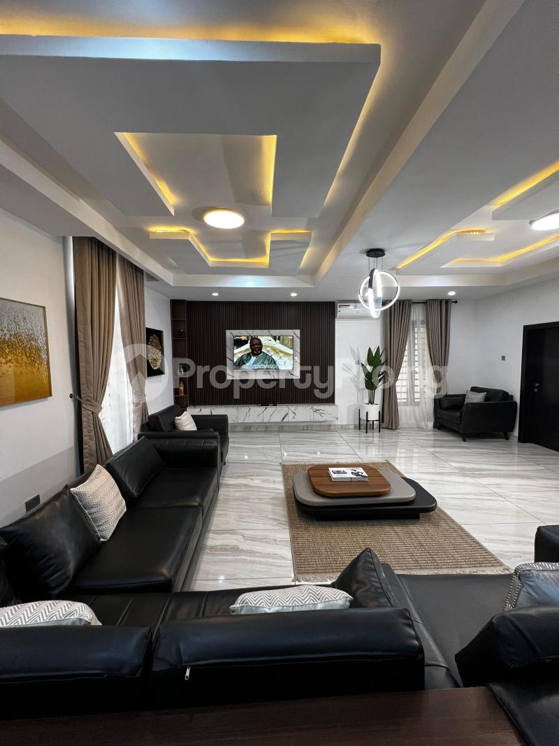 3 bedroom House for shortlet Mende Maryland Ikeja Lagos
