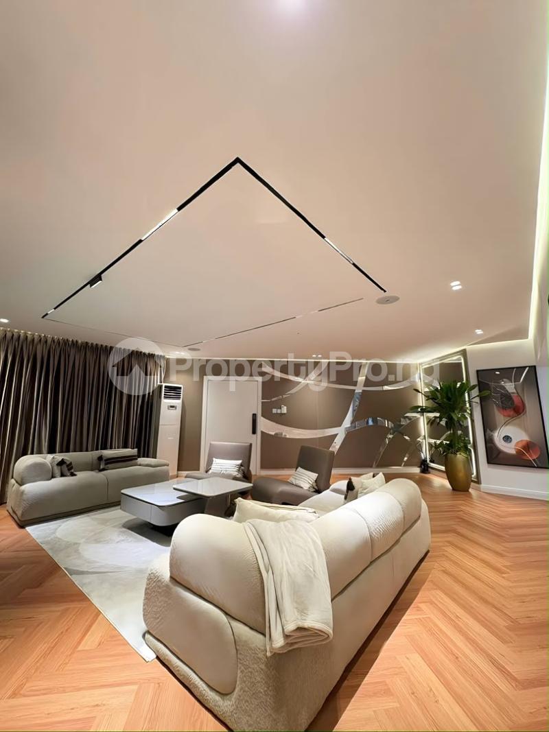 3 bedroom Flat / Apartment for shortlet ONIRU Victoria Island Lagos