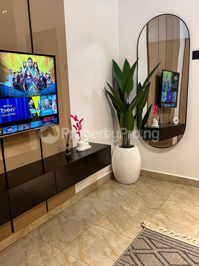 1 bedroom Flat / Apartment for shortlet Jahi Abuja