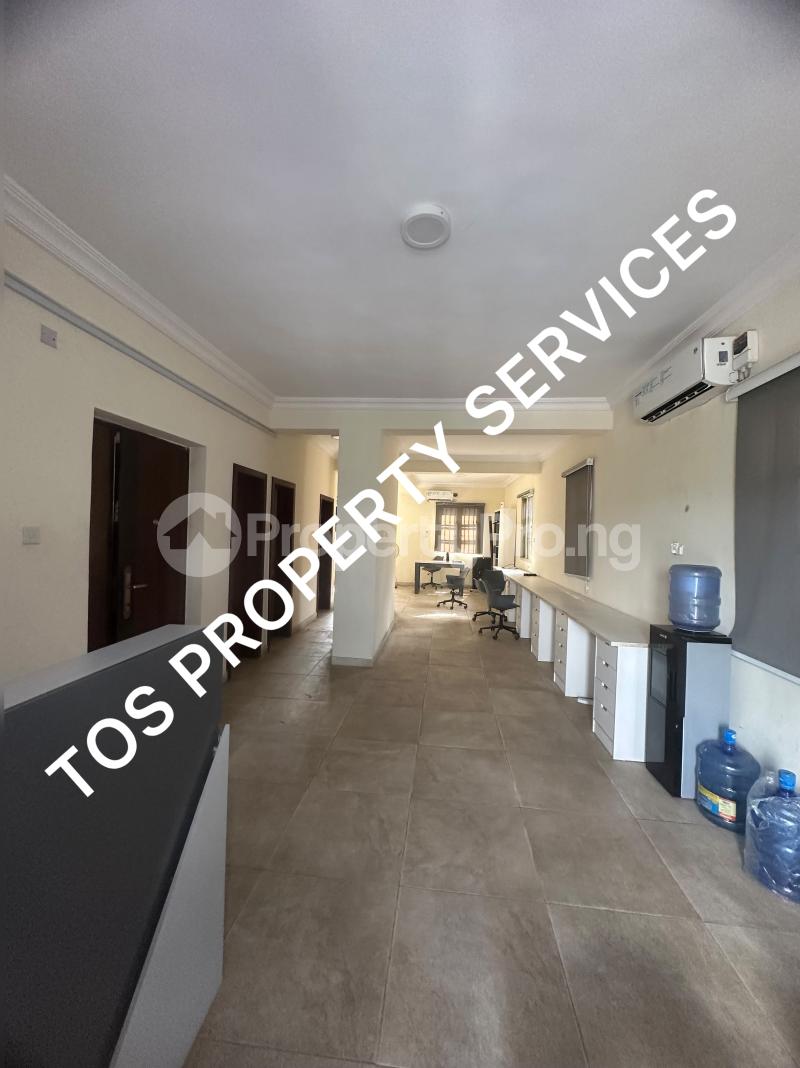 Commercial Property for rent By Herbert Macaulay Way, Sabo Alagomeji Yaba Lagos