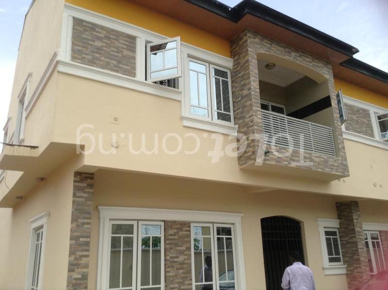 3 bedroom House for rent No. 3 Lekki County Road, Ikota Lagos. VGC Lekki Lagos - 0