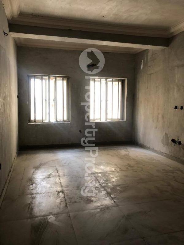 2 bedroom Flat / Apartment for rent Alagomeji Yaba Lagos