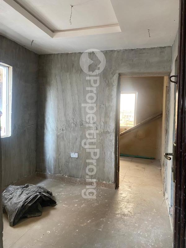 1 bedroom Flat / Apartment for rent Bajulaiye Shomolu Lagos