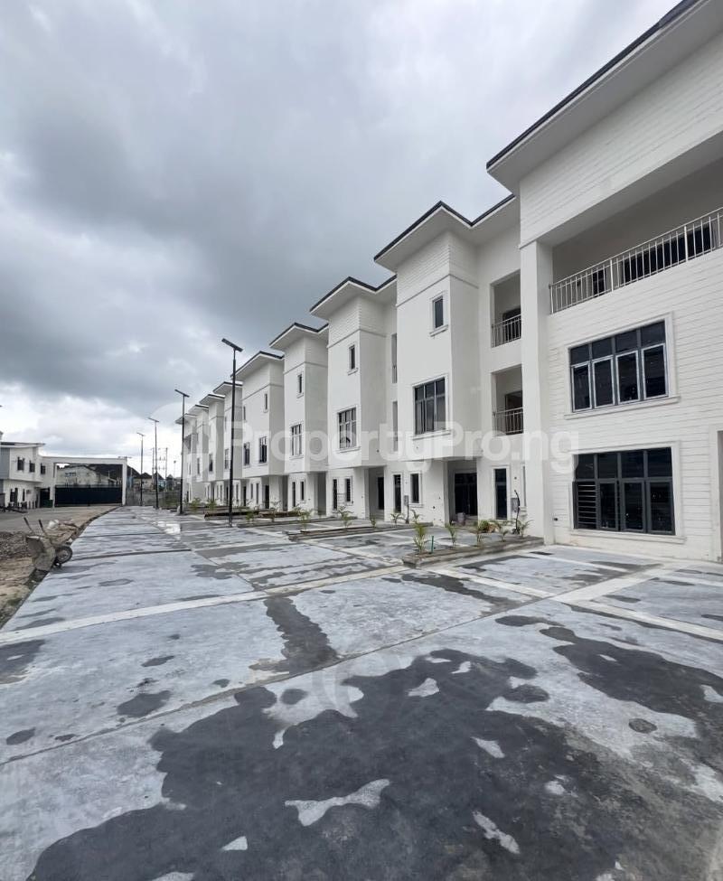 3 bedroom Flat / Apartment for sale By Obiri Kwere Flyover, Port Harcourt Rupkpokwu Port Harcourt Rivers