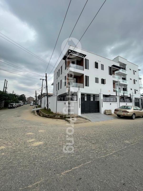 4 bedroom House for sale  Adeniyi Jones Ikeja Lagos