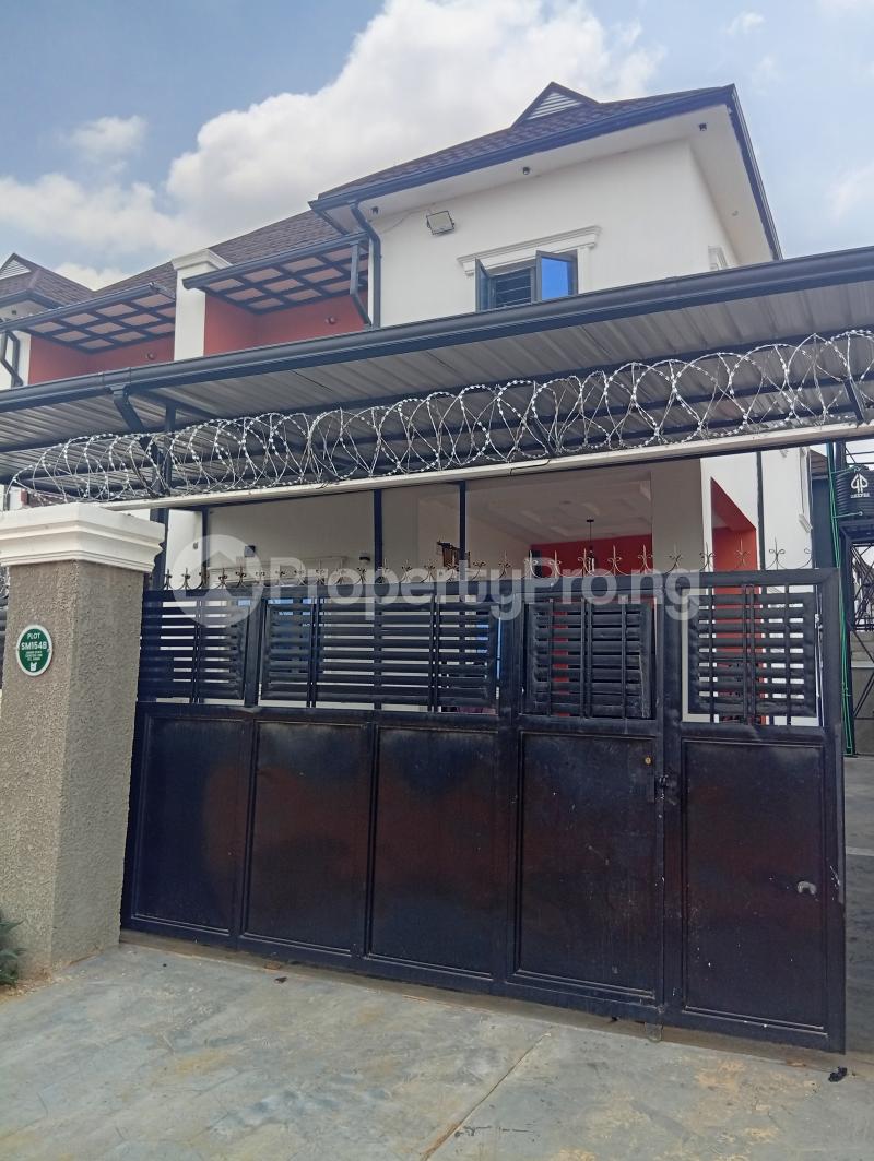 3 bedroom House for sale Fo1, Kubwa Abuja