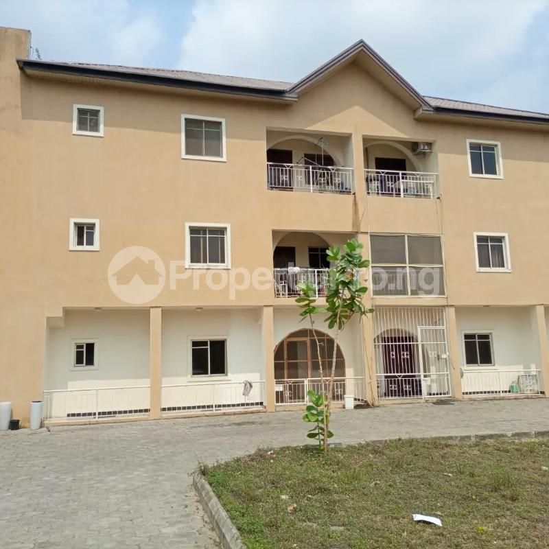 2 bedroom House for rent ONIRU Victoria Island Lagos