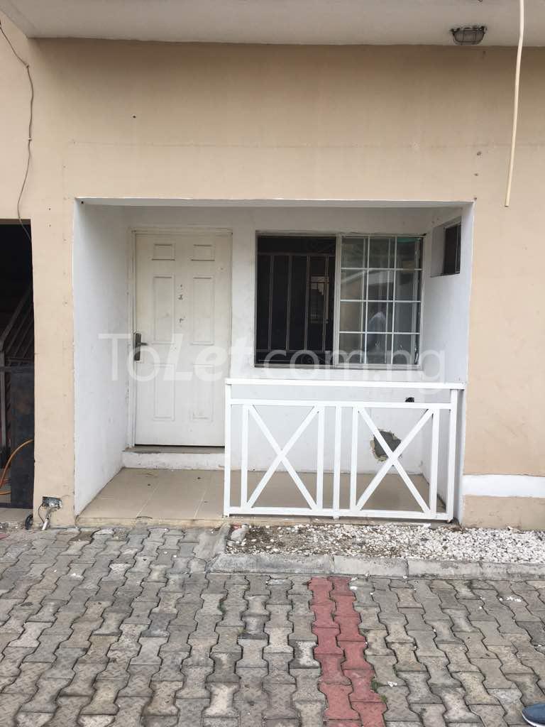 3 bedroom Flat / Apartment for rent Off Omorinre Johnson Lekki Phase 1 Lekki Lagos