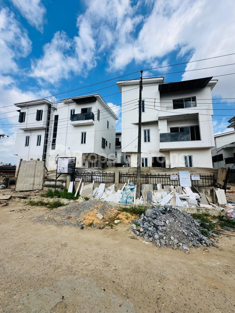 5 bedroom House for sale Maryland Lagos