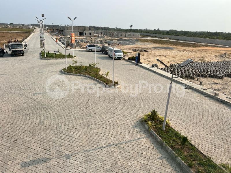 Land for sale Idera Scheme Before Eleko Junction Ibeju-Lekki Lagos - 0