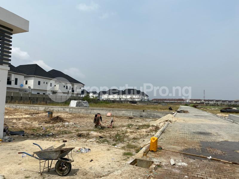 Land for sale   chevron Lekki Lagos - 3