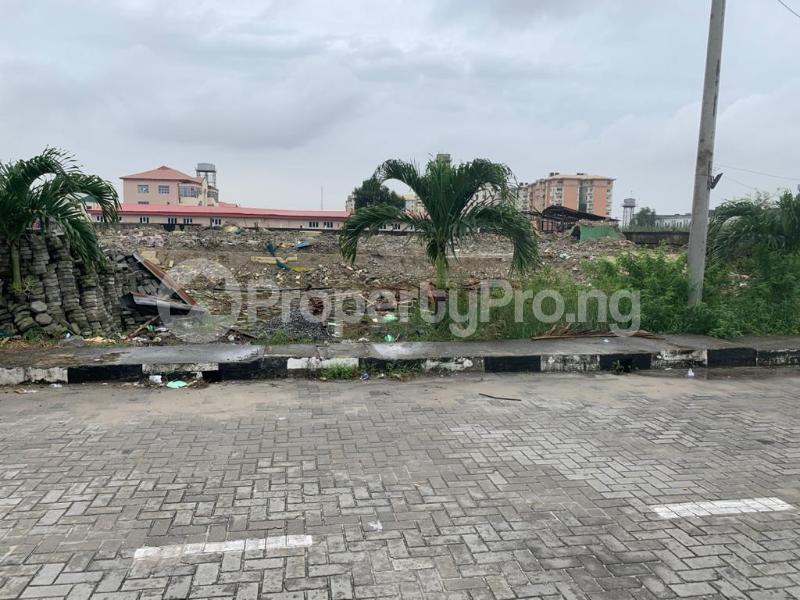 Land for sale Lekki Epe Expressway Ikate Lekki Lagos