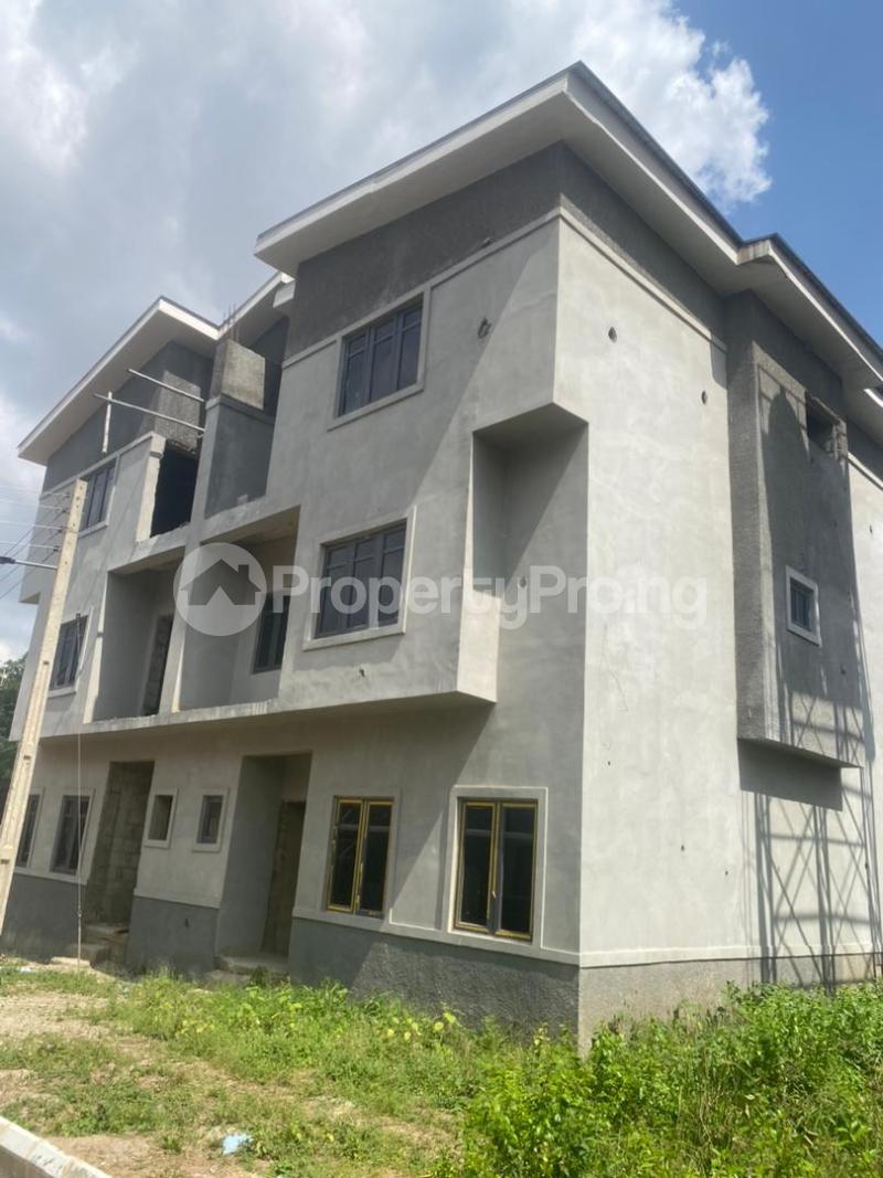 4 bedroom House for sale Close To River Park, Airport Road, Lugbe, Abuja Lugbe Abuja