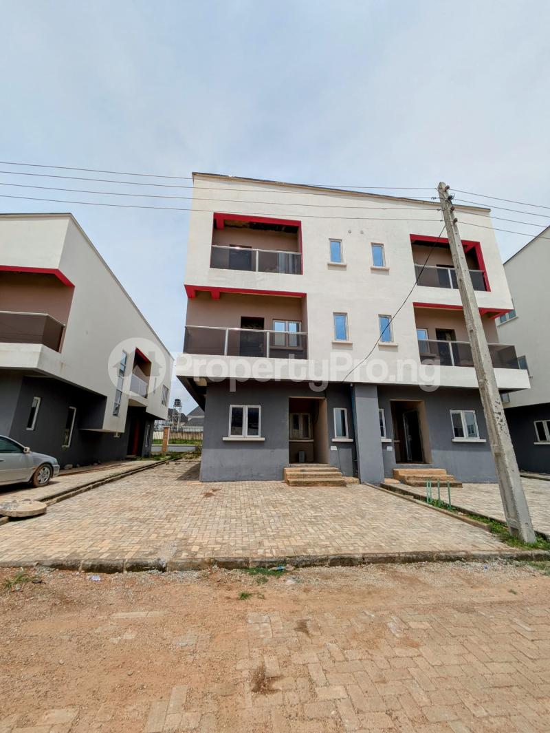 4 bedroom House for sale Around Game Village Kubwa Abuja