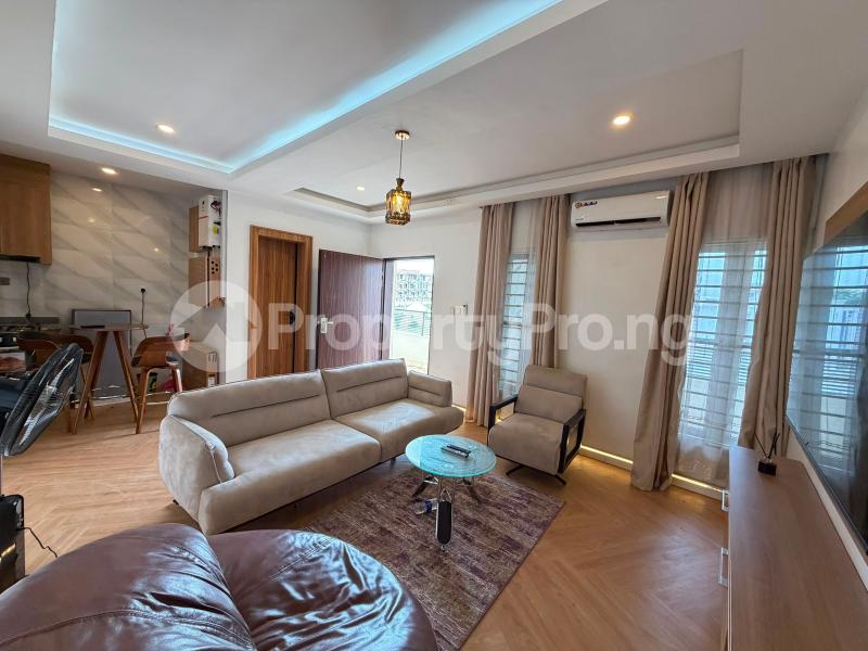 1 bedroom Flat / Apartment for shortlet Gaduwa Abuja
