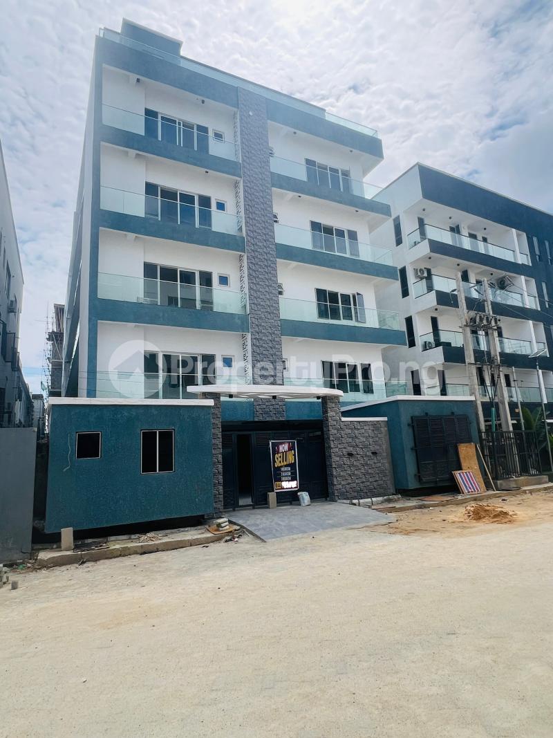 1 bedroom House for sale By Ap Filing Station, Chisco Bus Stop Ikate,lekki Along Lekki Expressway Lekki Lagos
