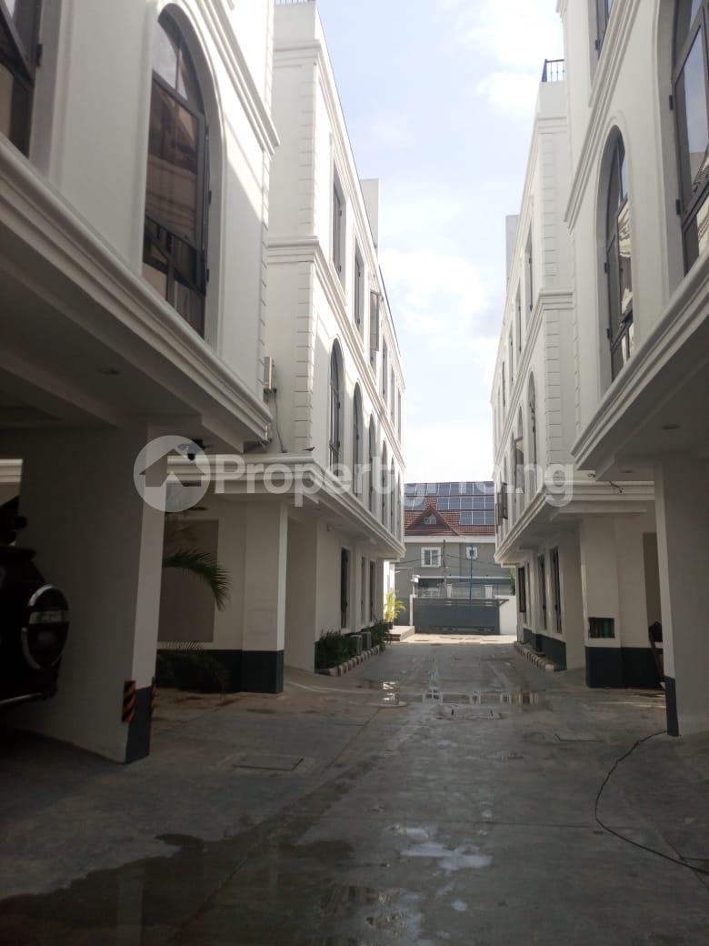 2 bedroom House for rent Old Ikoyi Ikoyi Lagos
