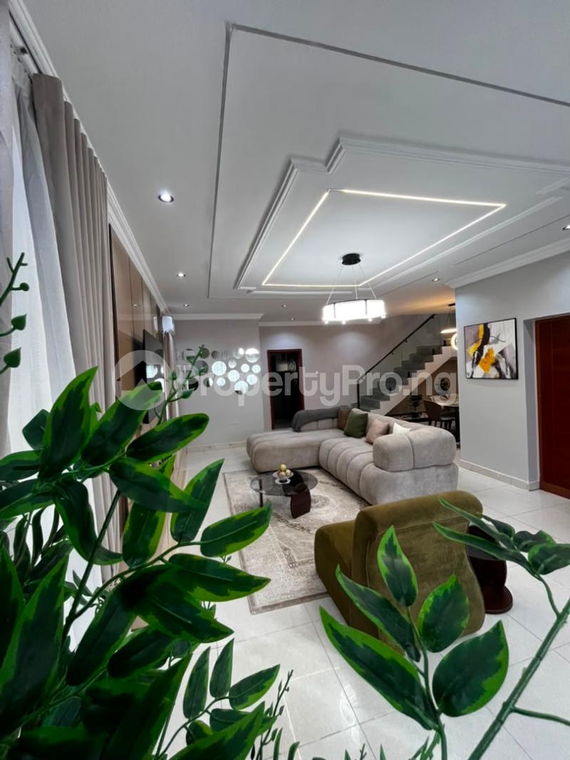 3 bedroom House for shortlet Ikeja GRA Ikeja Lagos