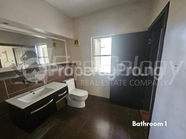 4 bedroom House for sale ONIRU Victoria Island Lagos