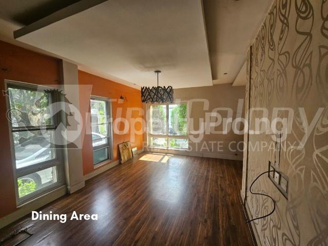 4 bedroom House for sale ONIRU Victoria Island Lagos