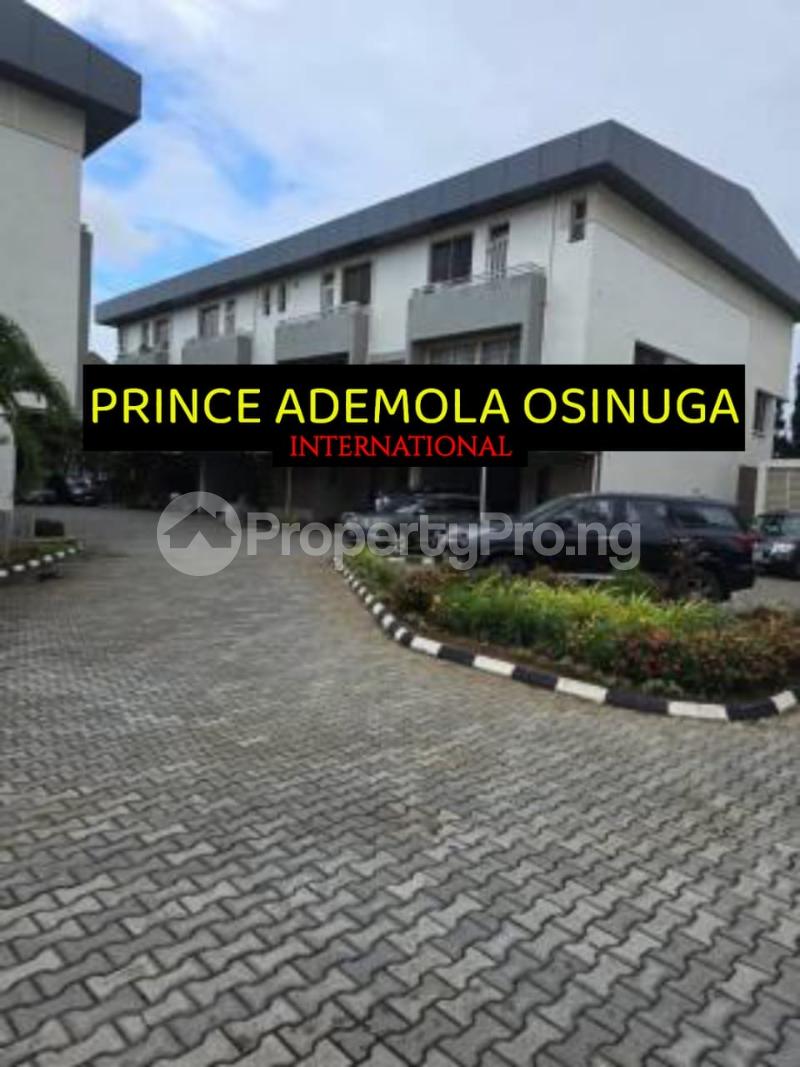 4 bedroom House for sale Banana Island Ikoyi Lagos