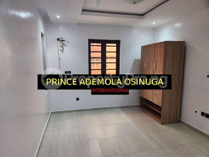 4 bedroom House for sale  Awolowo Road Ikoyi Lagos