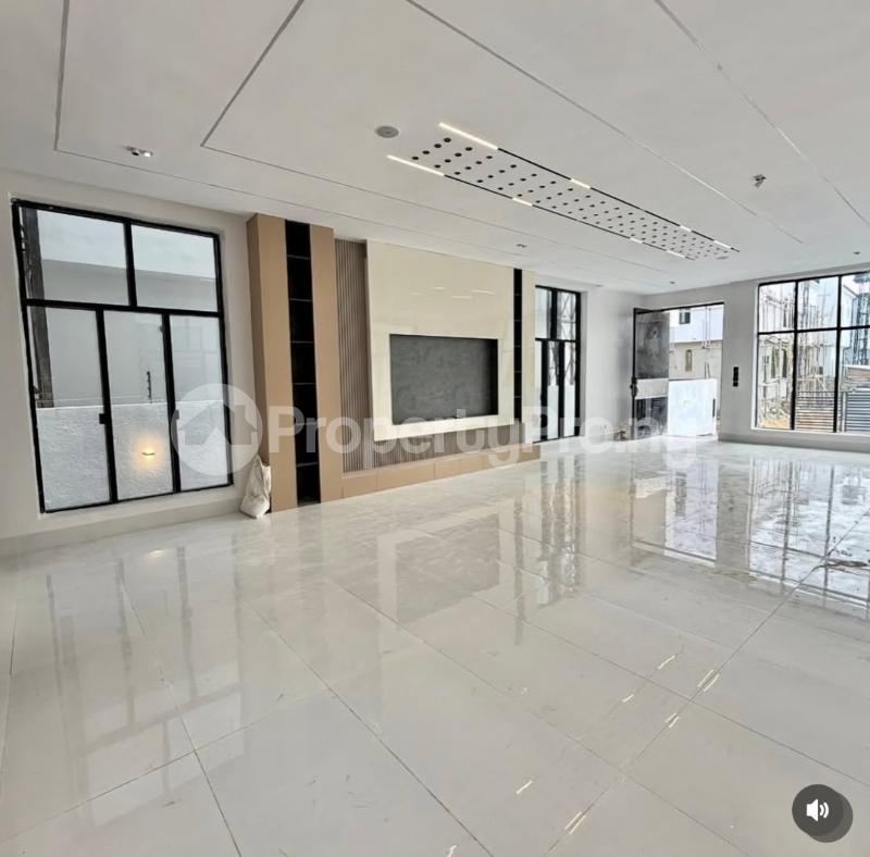 5 bedroom House for sale Estate Ajah Lagos