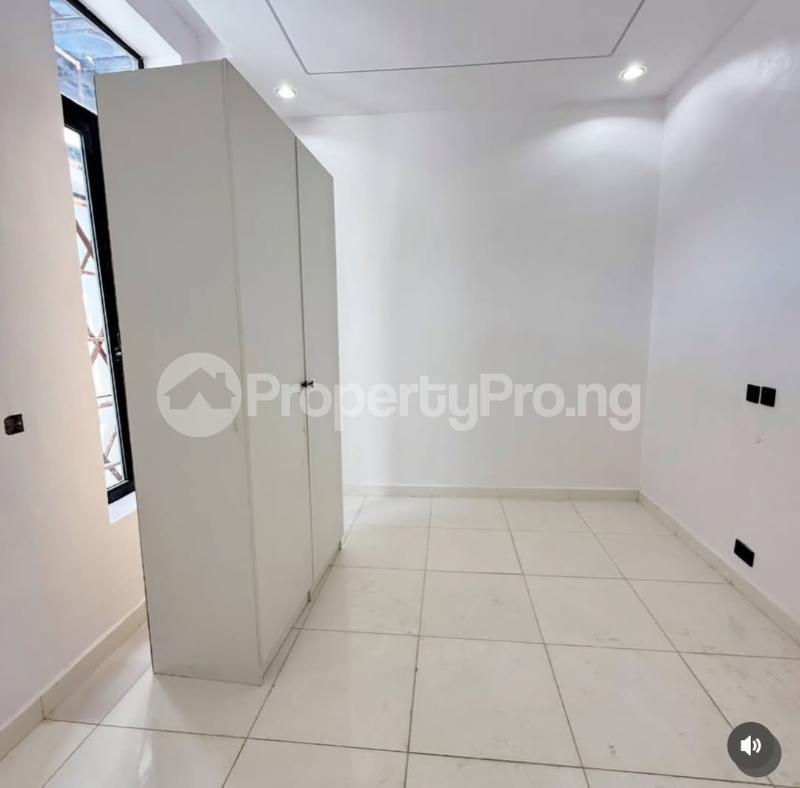 5 bedroom House for sale Estate Ajah Lagos