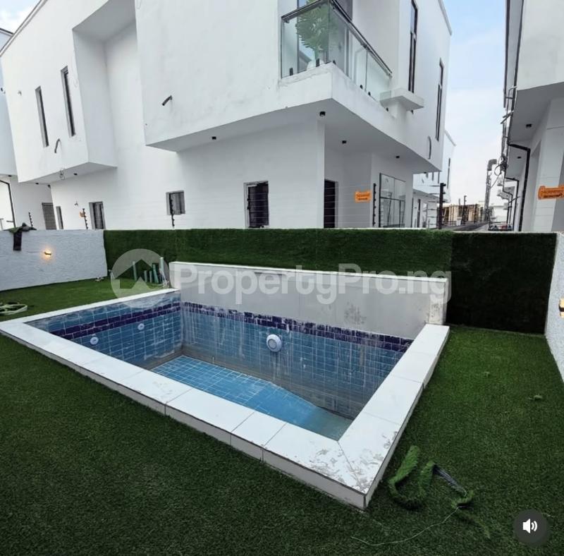 5 bedroom House for sale Estate Ajah Lagos