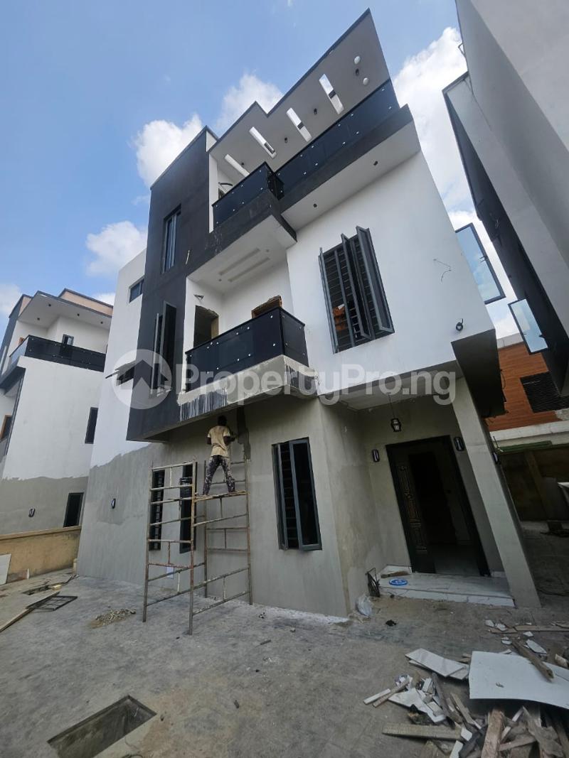 5 bedroom House for sale Magodo Kosofe/Ikosi Lagos