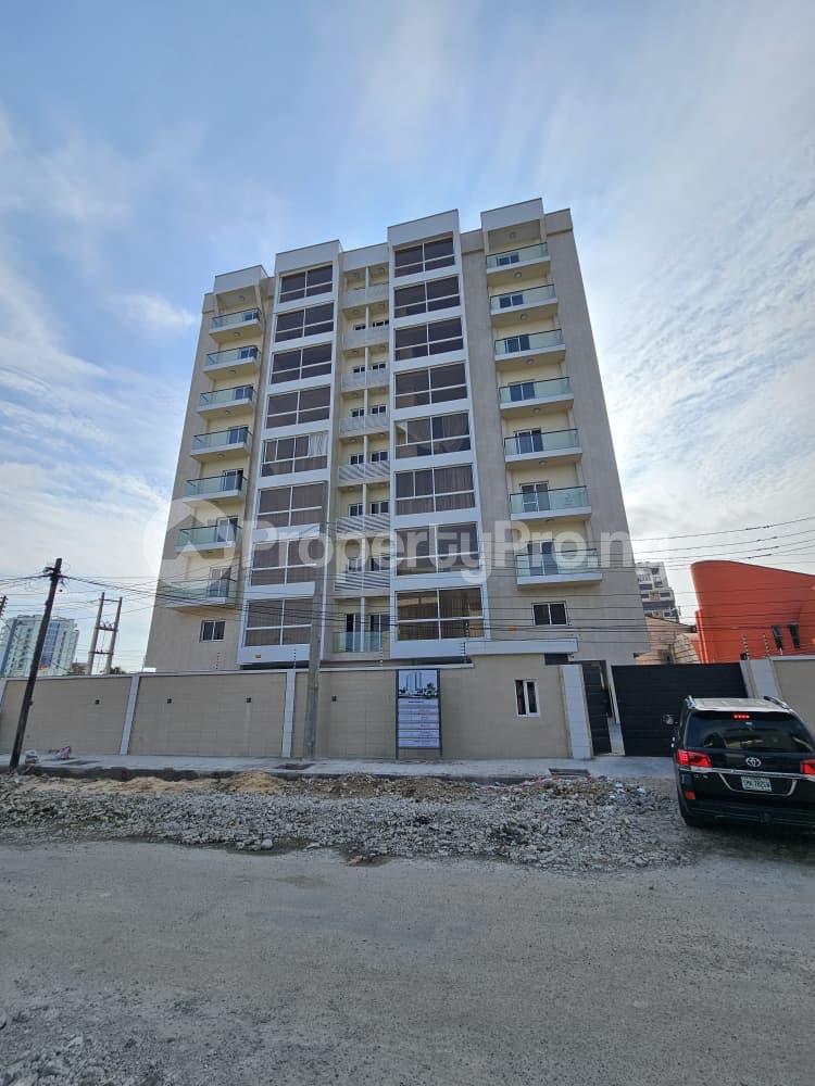 4 bedroom House for sale Ajose Adeogun Victoria Island Lagos