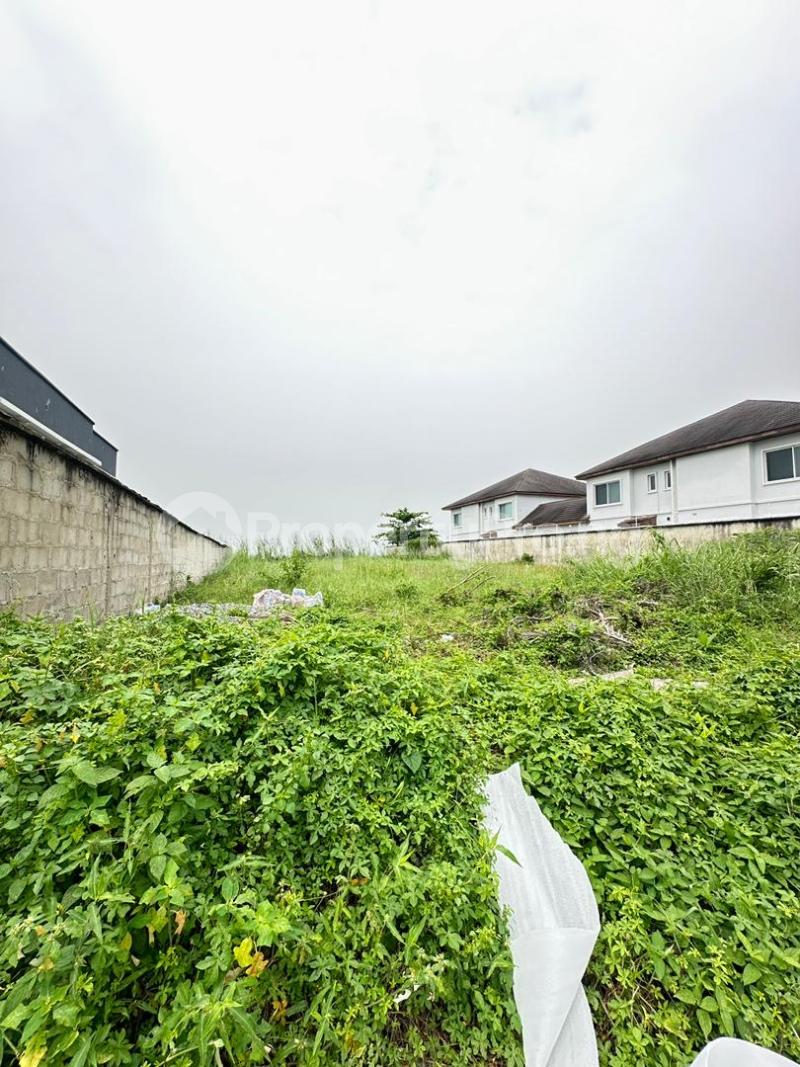 Land for sale Main VGC Lekki Lagos
