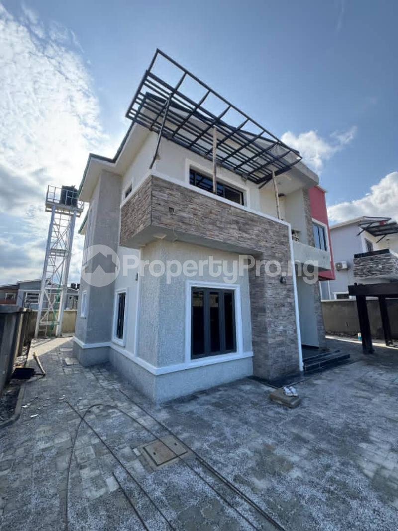 4 bedroom House for sale Lugbe In An Estate Along Von Axis Sabon Lugbe Lugbe Abuja