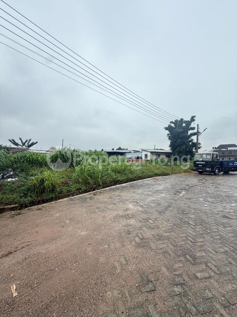 Land for sale Engr Lere Adigun Gra Basorun Ibadan Oyo - 0