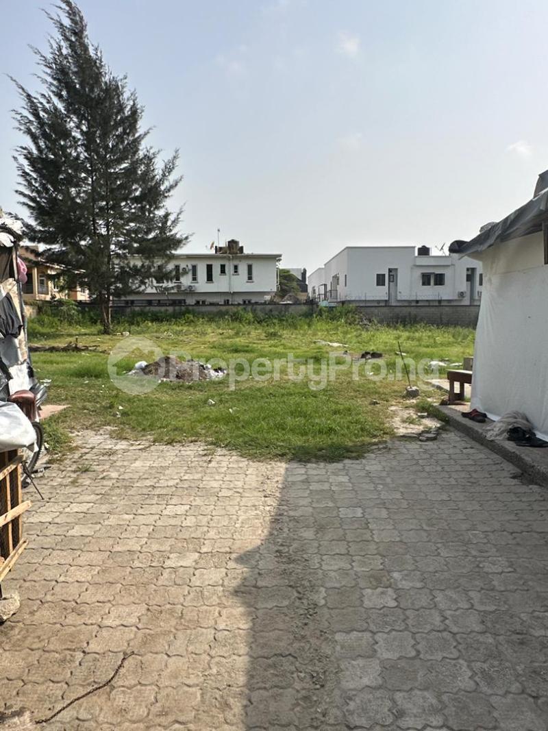 Land for rent Lekki Phase 1 Lekki Lagos