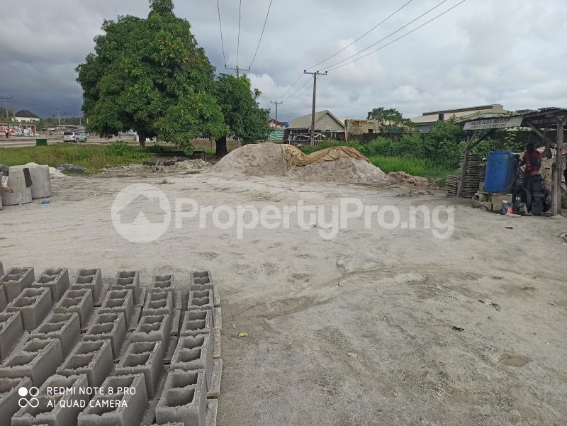 Land for sale Alahun By Frajend On Lekki Epe Expressway Ibeju-Lekki Lagos - 0