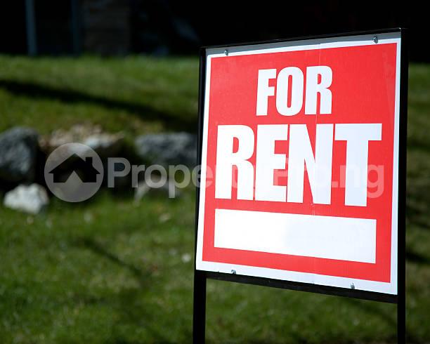 Land for rent Bye pass Ilupeju Ilupeju Lagos
