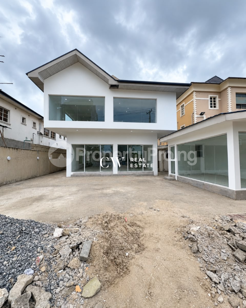 Commercial Property for rent Lekki Phase 1 Lekki Lagos