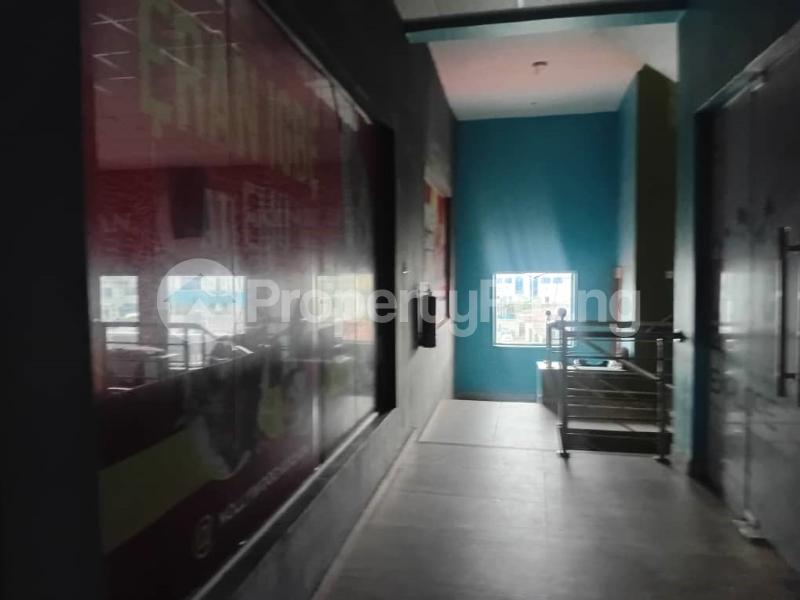 Commercial Property for rent Main Road – Aare Bodija Bodija Ibadan Oyo