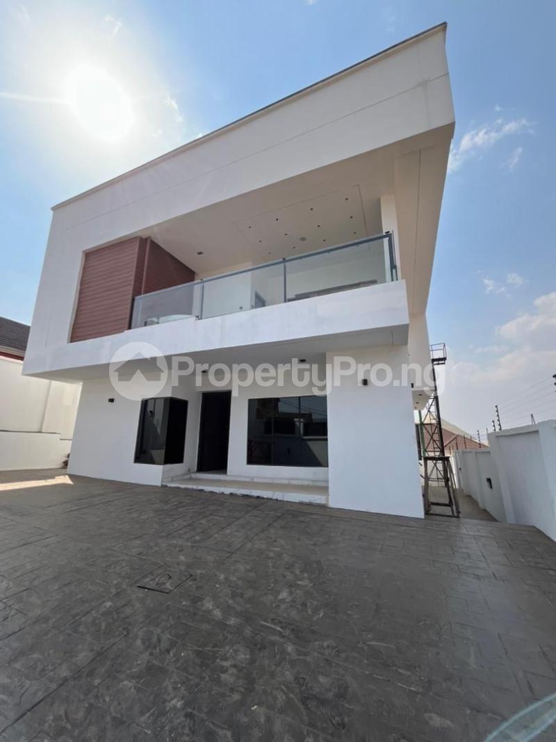 4 bedroom House for sale Gwarinpa Abuja