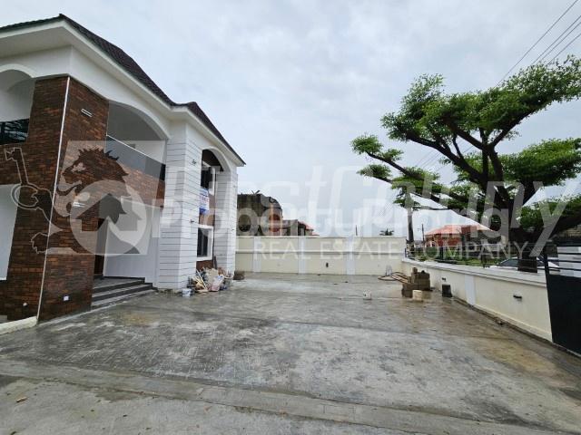4 bedroom House for sale Ikate Lekki Lagos