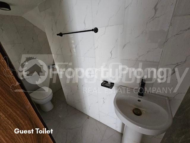 4 bedroom House for sale Ikate Lekki Lagos