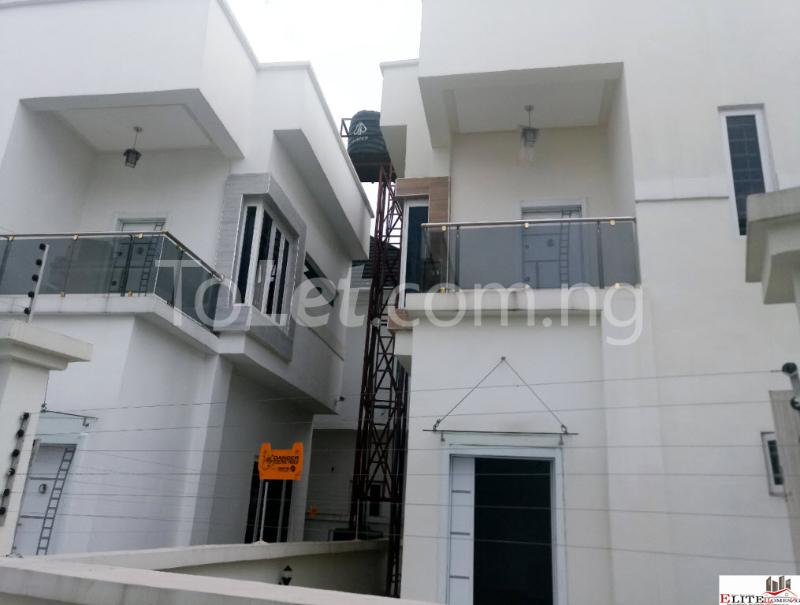 5 bedroom House for rent Osapa Estate (behind Shoprite) Osapa london Lekki Lagos