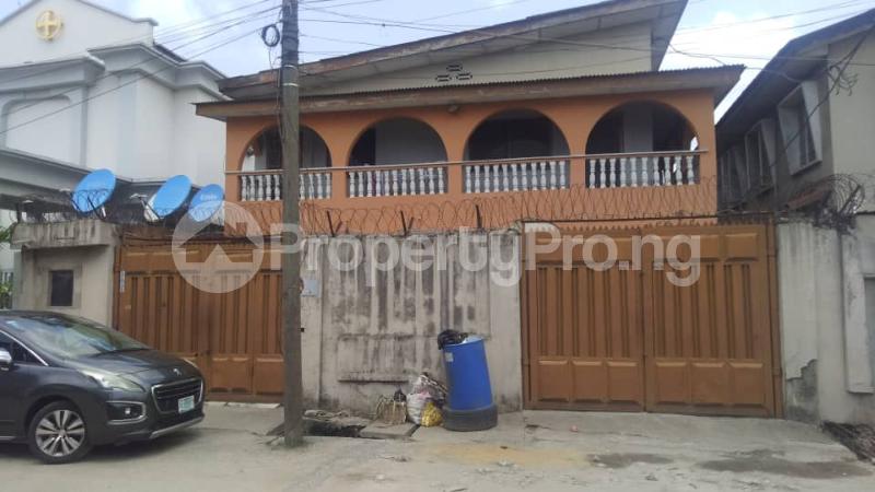 7 bedroom Flat / Apartment for sale Ajao Road idi- Araba Surulere Lagos
