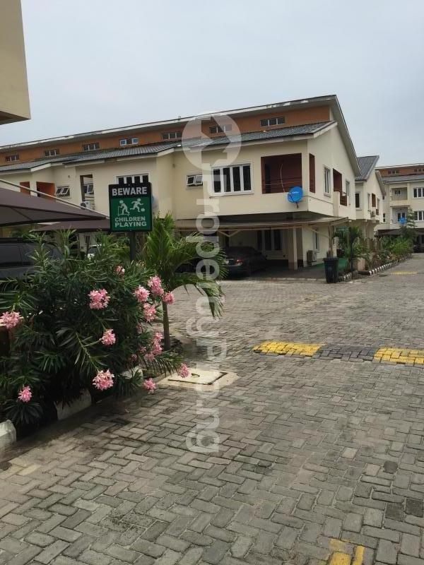 4 bedroom House for sale By Elegushi Junction Jakande Lekki Lagos