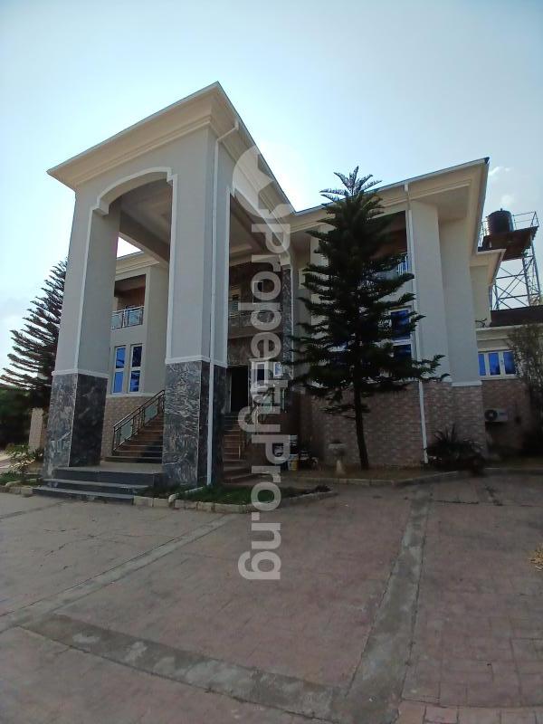 5 bedroom House for rent By National Assembly Qt Apo Abuja