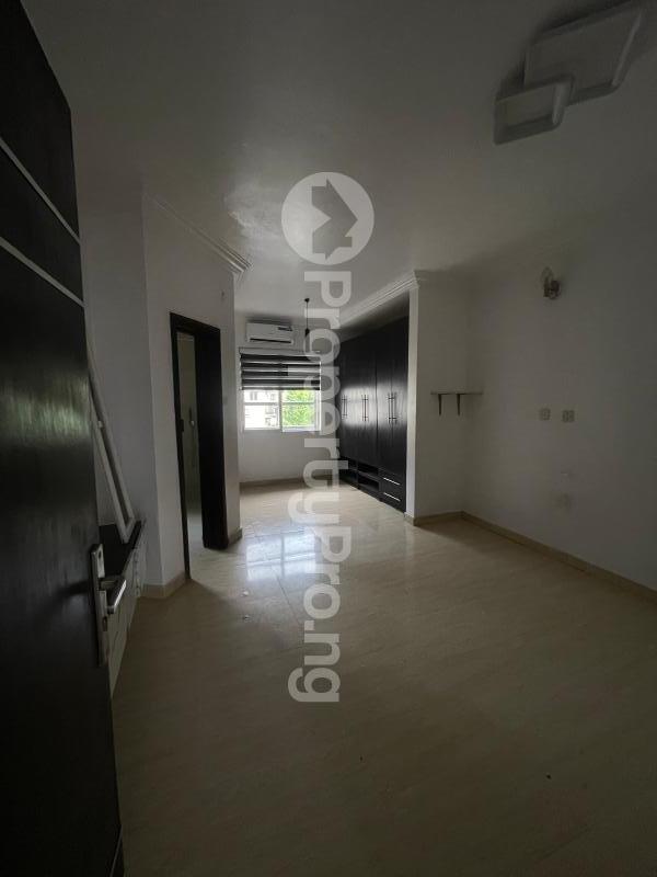 4 bedroom Commercial Property for rent ONIRU Victoria Island Lagos