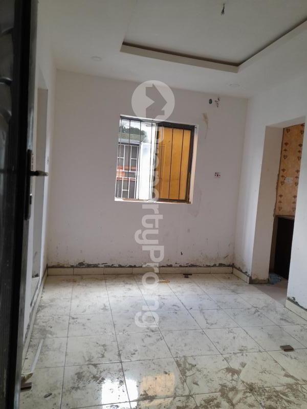 1 bedroom Flat / Apartment for rent Onike Onike Yaba Lagos
