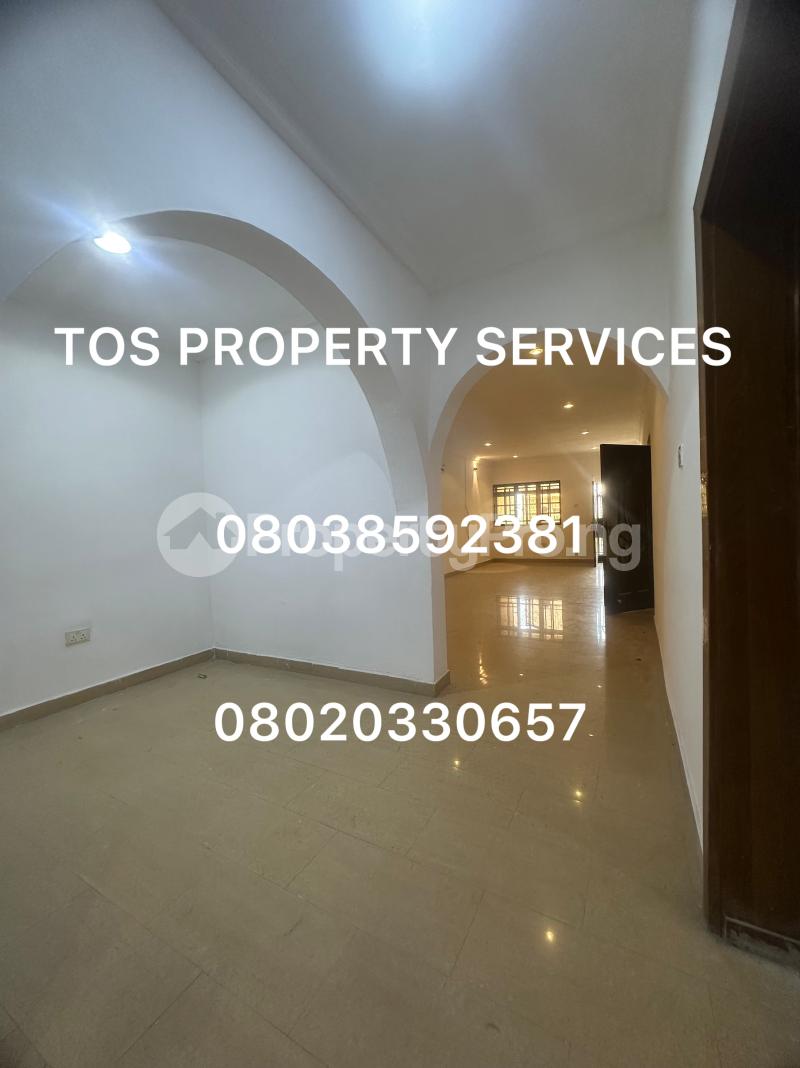3 bedroom Flat / Apartment for rent In A Serene Neighborhood Of Lekki Phase 1, Lagos. Lekki Phase 1 Lekki Lagos - 0